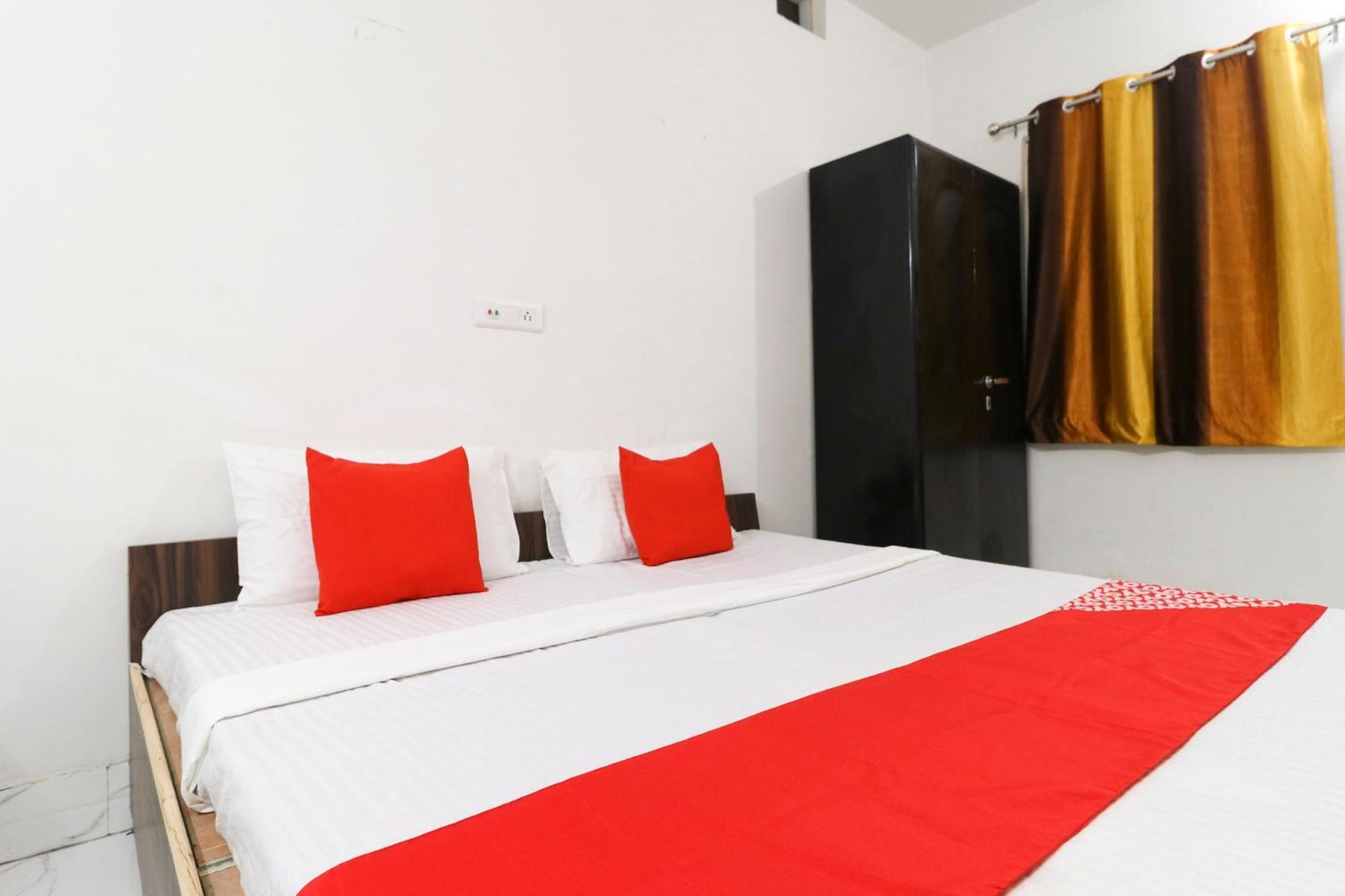 Hotel O Sky Garden Ludhijána Kültér fotó